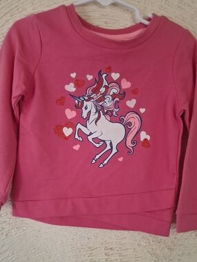 Kidgets Pink Unicorn Heart Graphic Pullover